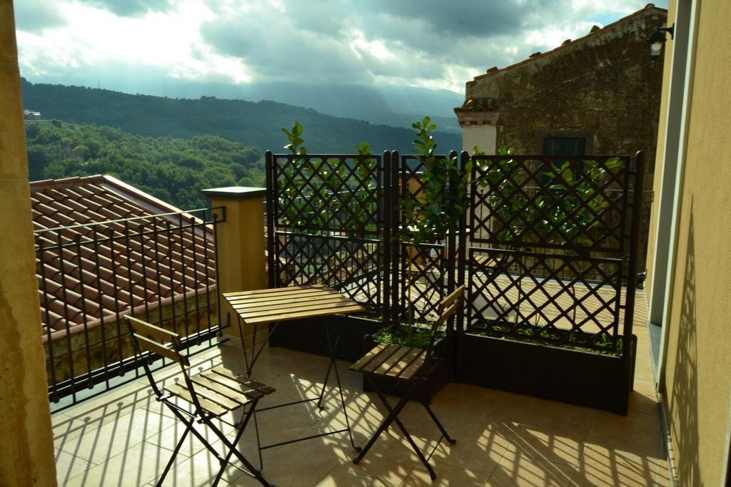 Cento Tari' Guest House Castiglione De Sicilia Exteriér fotografie
