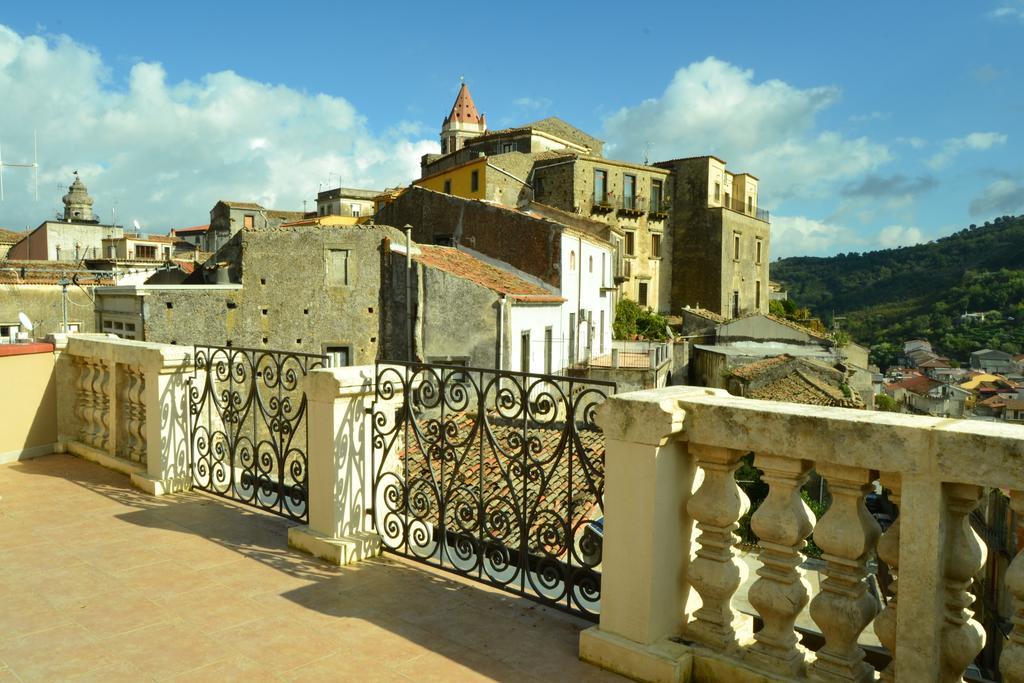 Cento Tari' Guest House Castiglione De Sicilia Exteriér fotografie